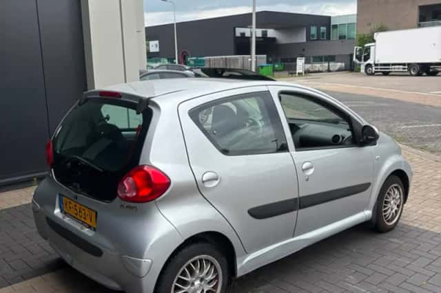 Toyota Aygo (2006) thumbnail 5
