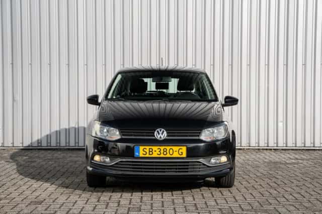 Volkswagen Polo (2017) thumbnail 4