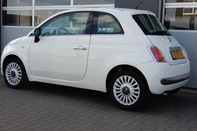 Fiat 500 (2008) thumbnail 3