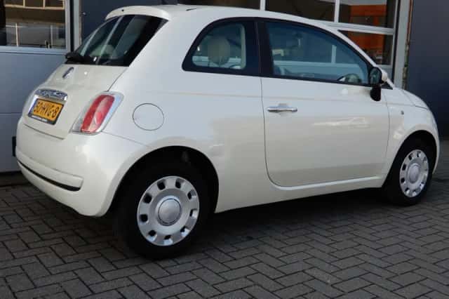 Fiat 500 (2009) thumbnail 4