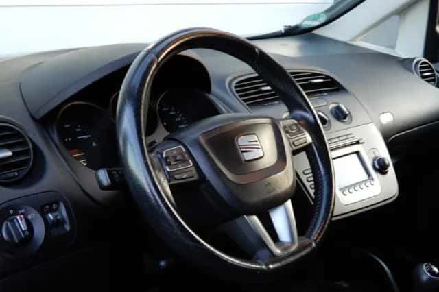 SEAT Altea (2009) thumbnail 5