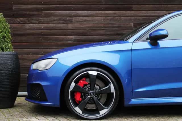 Audi RS3 (2016) thumbnail 2