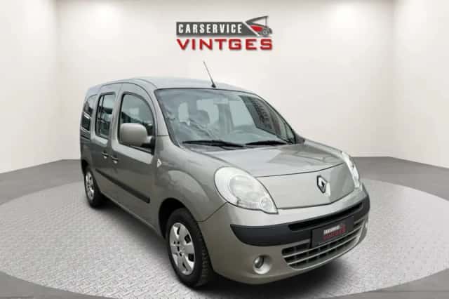 Renault Kangoo (2009) thumbnail 2