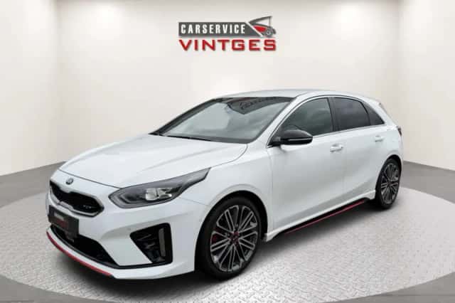 Kia Ceed (2019) thumbnail 1