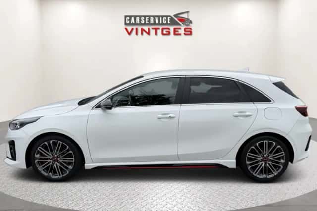 Kia Ceed (2019) thumbnail 4