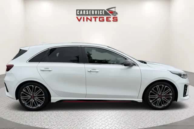 Kia Ceed (2019) thumbnail 5