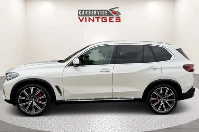 BMW X5 (2021) thumbnail 3