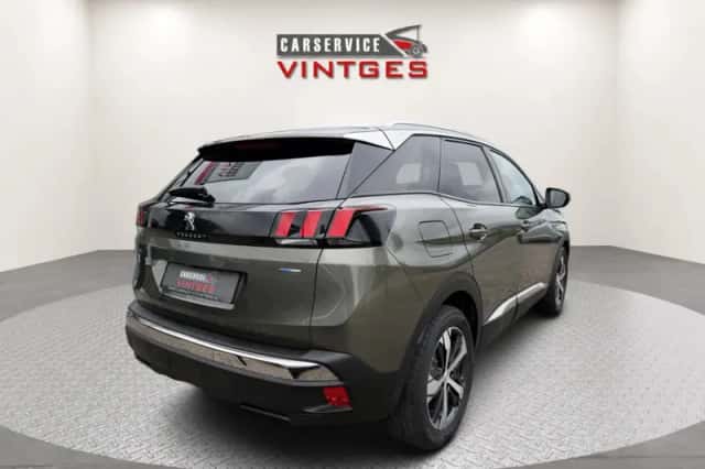 Peugeot 3008 (2017) thumbnail 4