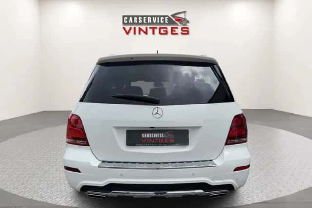 Mercedes-Benz GLK (2015) thumbnail 5
