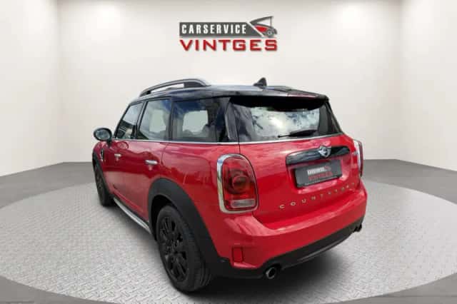 MINI Countryman (2017) thumbnail 3