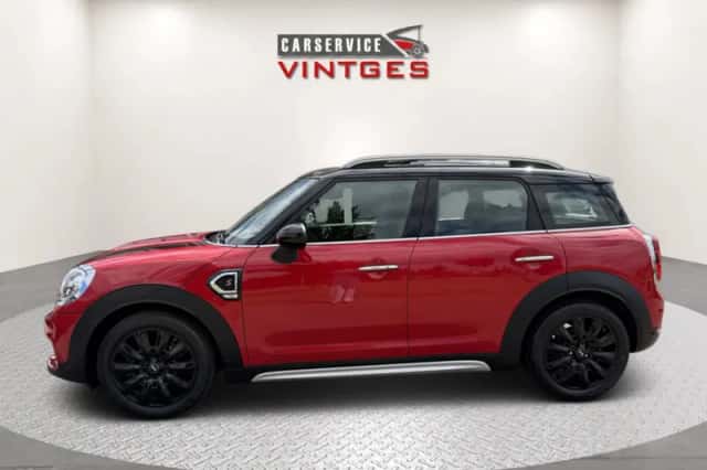 MINI Countryman (2017) thumbnail 4