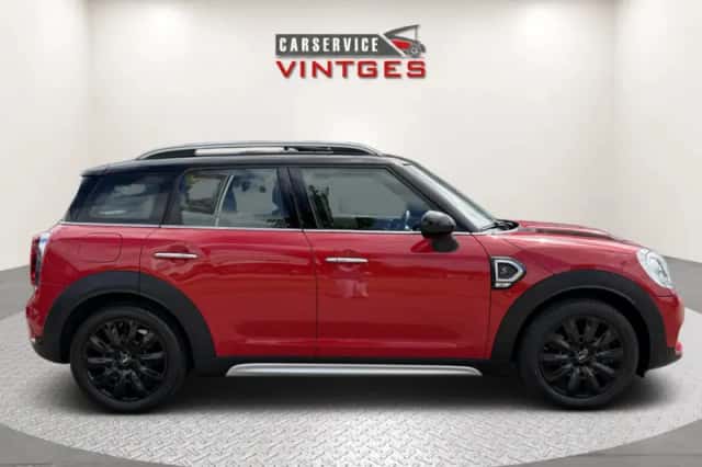 MINI Countryman (2017) thumbnail 5