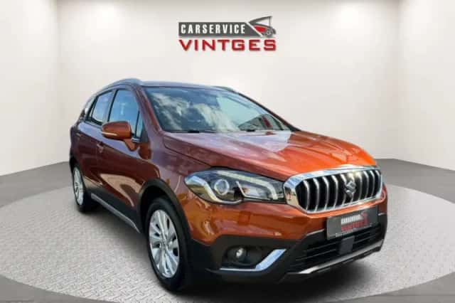 Suzuki S-Cross (2017) thumbnail 3