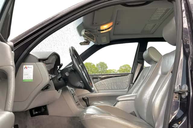 Mercedes-Benz E-Klasse (1996) thumbnail 5