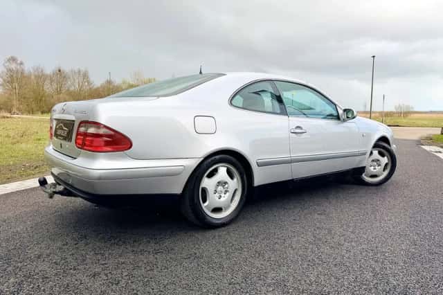 Mercedes-Benz CLK-Klasse (1997) thumbnail 4