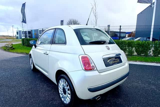 Fiat 500 (2009) thumbnail 2