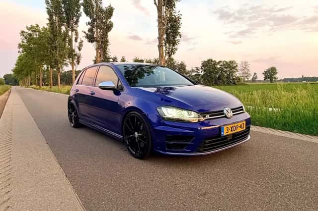 Volkswagen Golf (2014) thumbnail 4