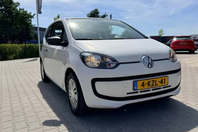 Volkswagen Up! (2013) thumbnail 3
