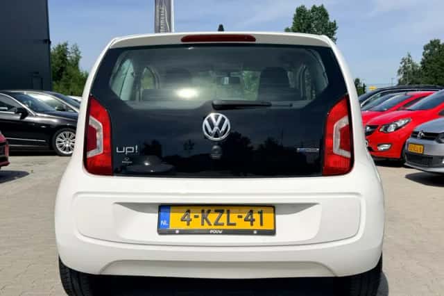 Volkswagen Up! (2013) thumbnail 4