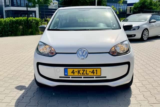 Volkswagen Up! (2013) thumbnail 6
