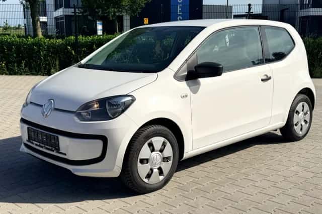 Volkswagen Up! (2011) thumbnail 5