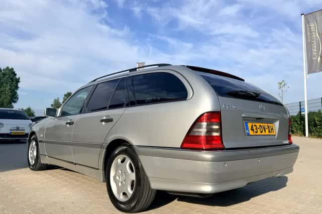 Mercedes-Benz C-Klasse (2000) thumbnail 2