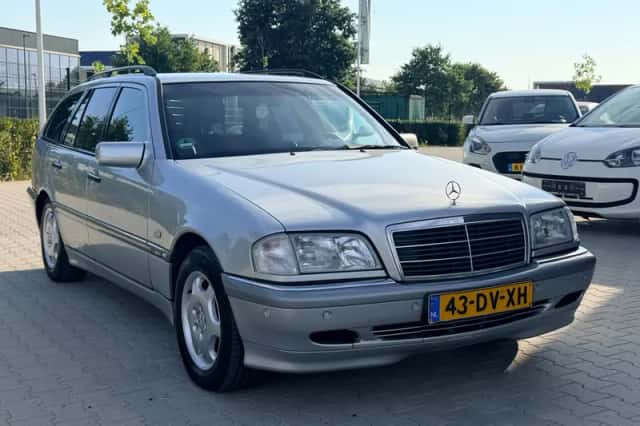 Mercedes-Benz C-Klasse (2000) thumbnail 3