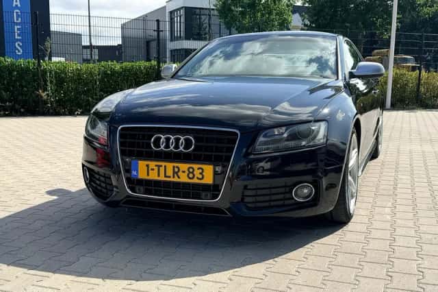 Audi A5 (2010) thumbnail 6