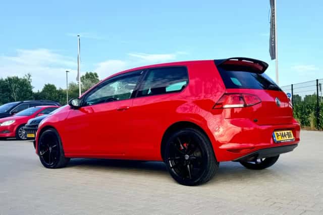 Volkswagen Golf (2013) thumbnail 5