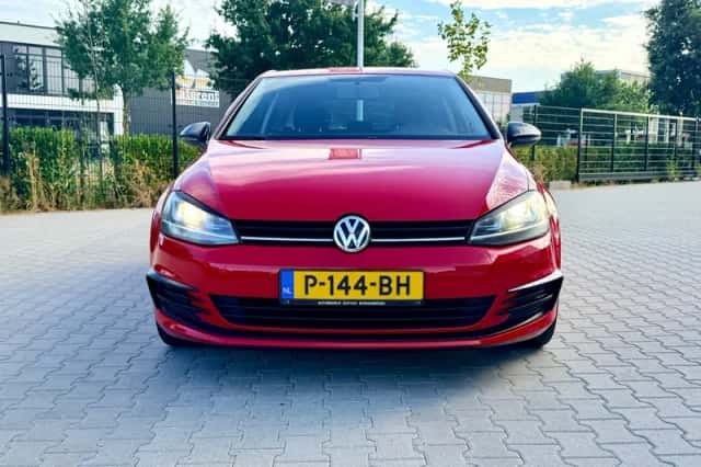 Volkswagen Golf (2013) thumbnail 6
