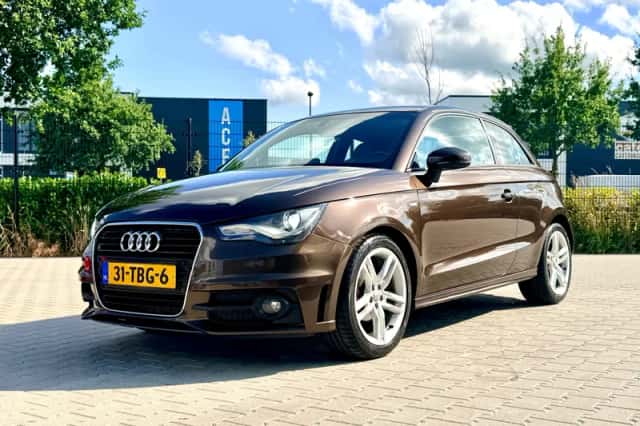 Audi A1 (2012) thumbnail 1
