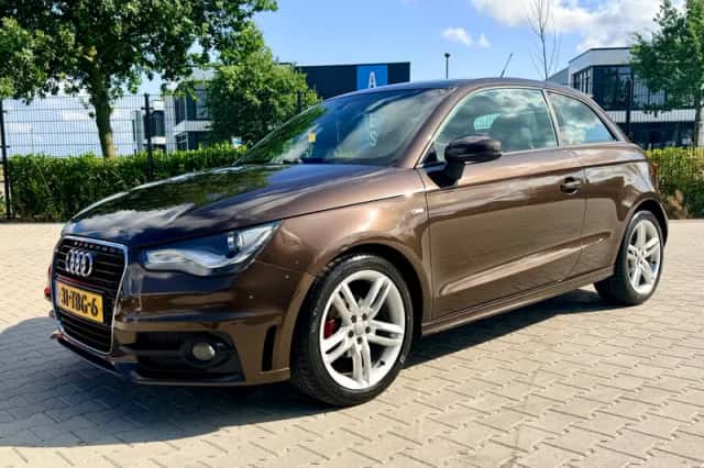 Audi A1 (2012) thumbnail 4