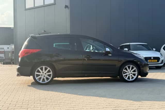 Peugeot 207 (2008) thumbnail 5