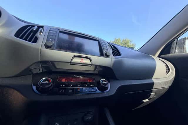 Kia Sportage (2015) thumbnail 6