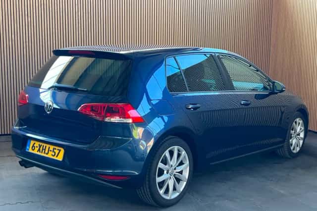 Volkswagen Golf (2014) thumbnail 5