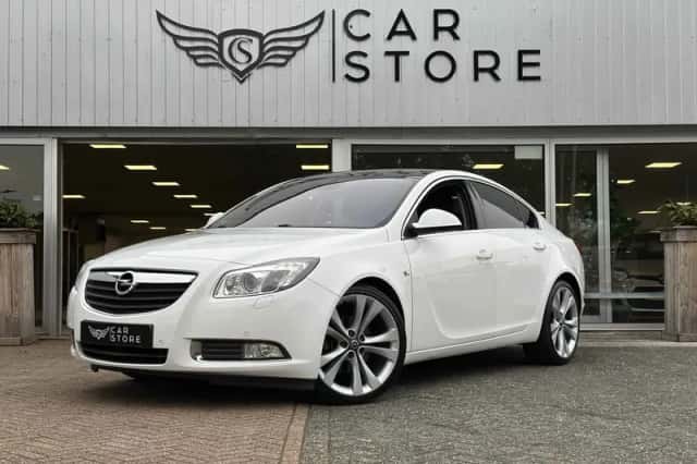 Opel Insignia (2009) thumbnail 1