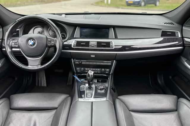 BMW 5-Serie (2011) thumbnail 4
