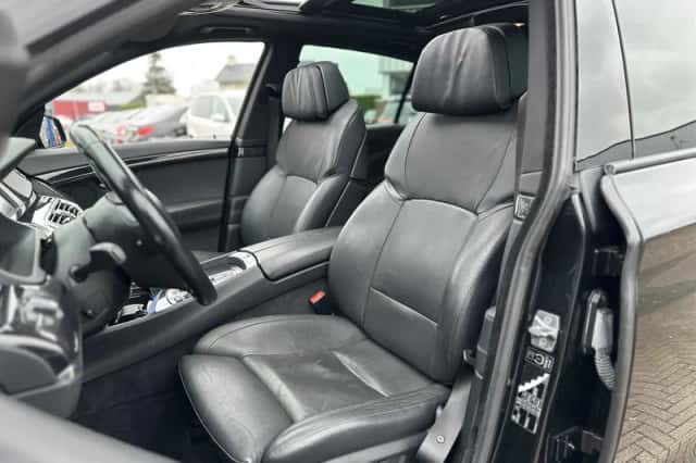 BMW 5-Serie (2011) thumbnail 6