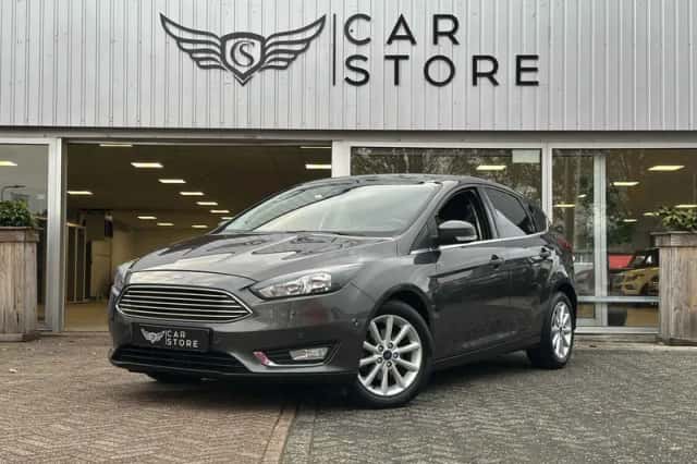 Ford Focus (2017) thumbnail 1