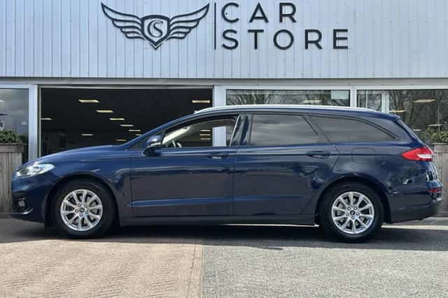 Ford Mondeo (2019) thumbnail 2