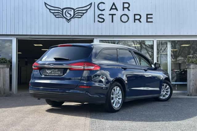 Ford Mondeo (2019) thumbnail 3