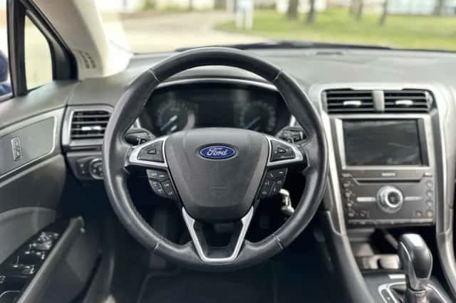 Ford Mondeo (2019) thumbnail 5