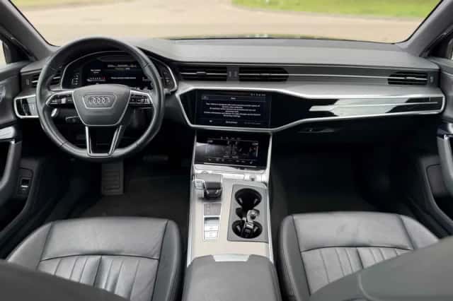 Audi A6 (2023) thumbnail 4