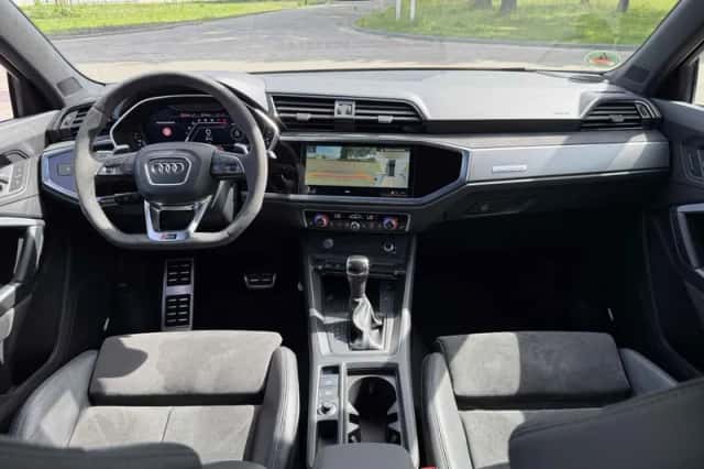 Audi RS Q3 (2020) thumbnail 4