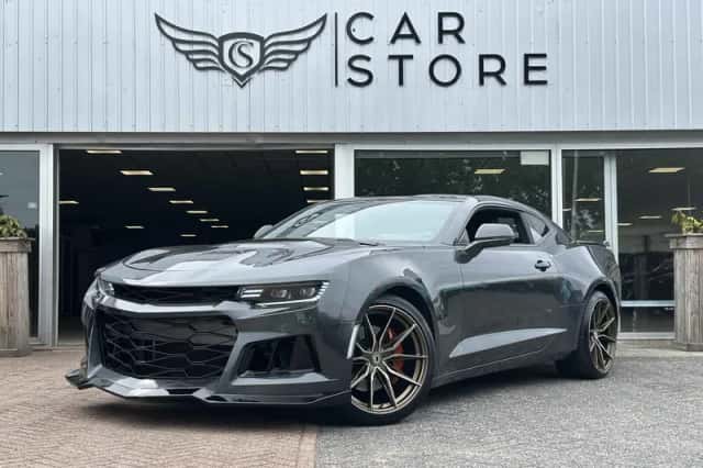 Chevrolet Camaro (2017) thumbnail 1