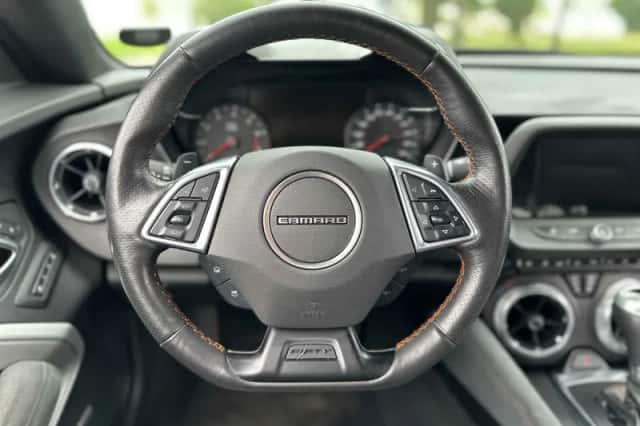 Chevrolet Camaro (2017) thumbnail 5