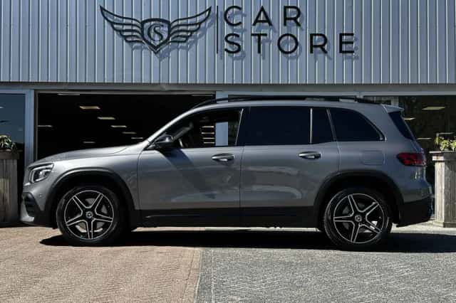 Mercedes-Benz GLB-Klasse (2020) thumbnail 2