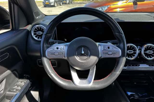 Mercedes-Benz GLB-Klasse (2020) thumbnail 5