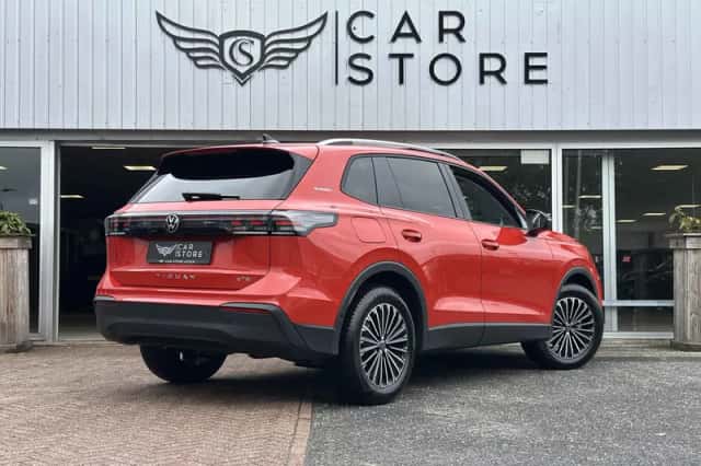 Volkswagen Tiguan (2026) thumbnail 3