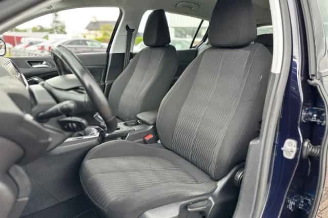 Peugeot 308 (2013) thumbnail 6